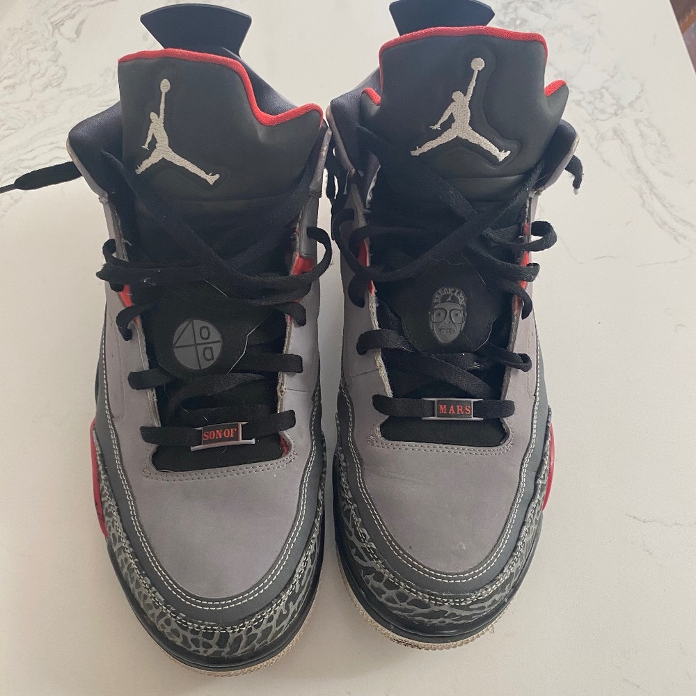 Jordan son of mats size 13